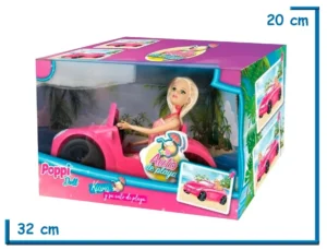 KIARA Y SU AUTO DE PLAYA