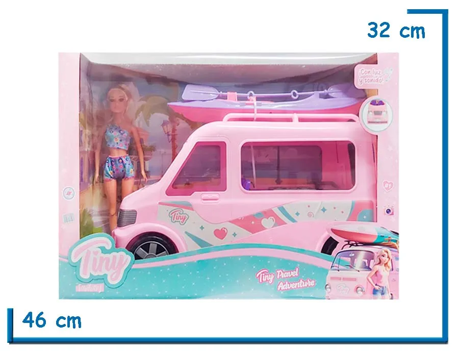 TINY FANTASY TRAVEL ADVENTURE MUÑECA CON CAMIONETA Y ACCESORIOS LUZ Y SONIDO
