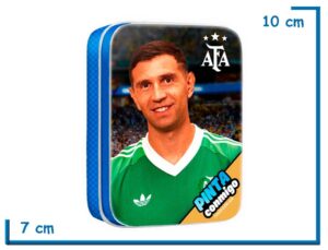 PINTA CONMIGO AFA LATA DIBU MARTINEZ REMERA VERDE