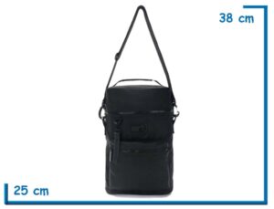 BOLSO MATERO WANDERLUST NEGRO CON LLAVERO Y BOLSILLO FRONTAL
